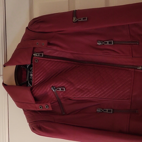 BLANC NOIR BUTTER SOFT LEATHER JACKET.  (BURGUNDY)  ZIPPERS ON ARMS AND POCKETS - Picture 2 of 16